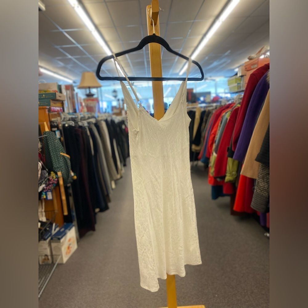 🛍️ Style Rack Ladies Small White Slip Dress - Picture 4 of 4